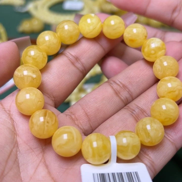 蜜蜡未镶嵌珠宝奇石