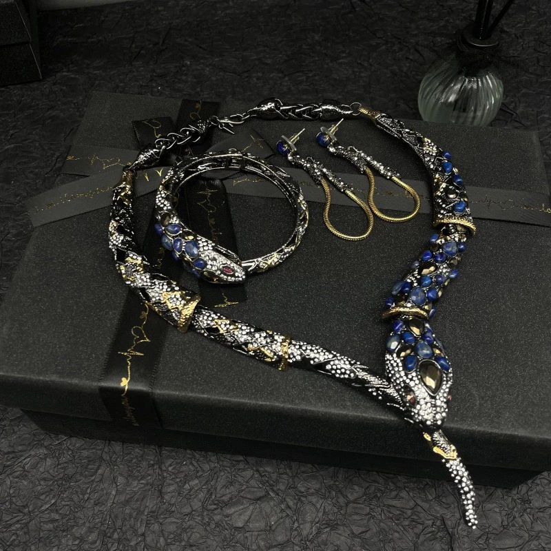 铜合金项链 中古饰品AB新款鬼才设计欧美轻奢蛇项链手镯耳环套装