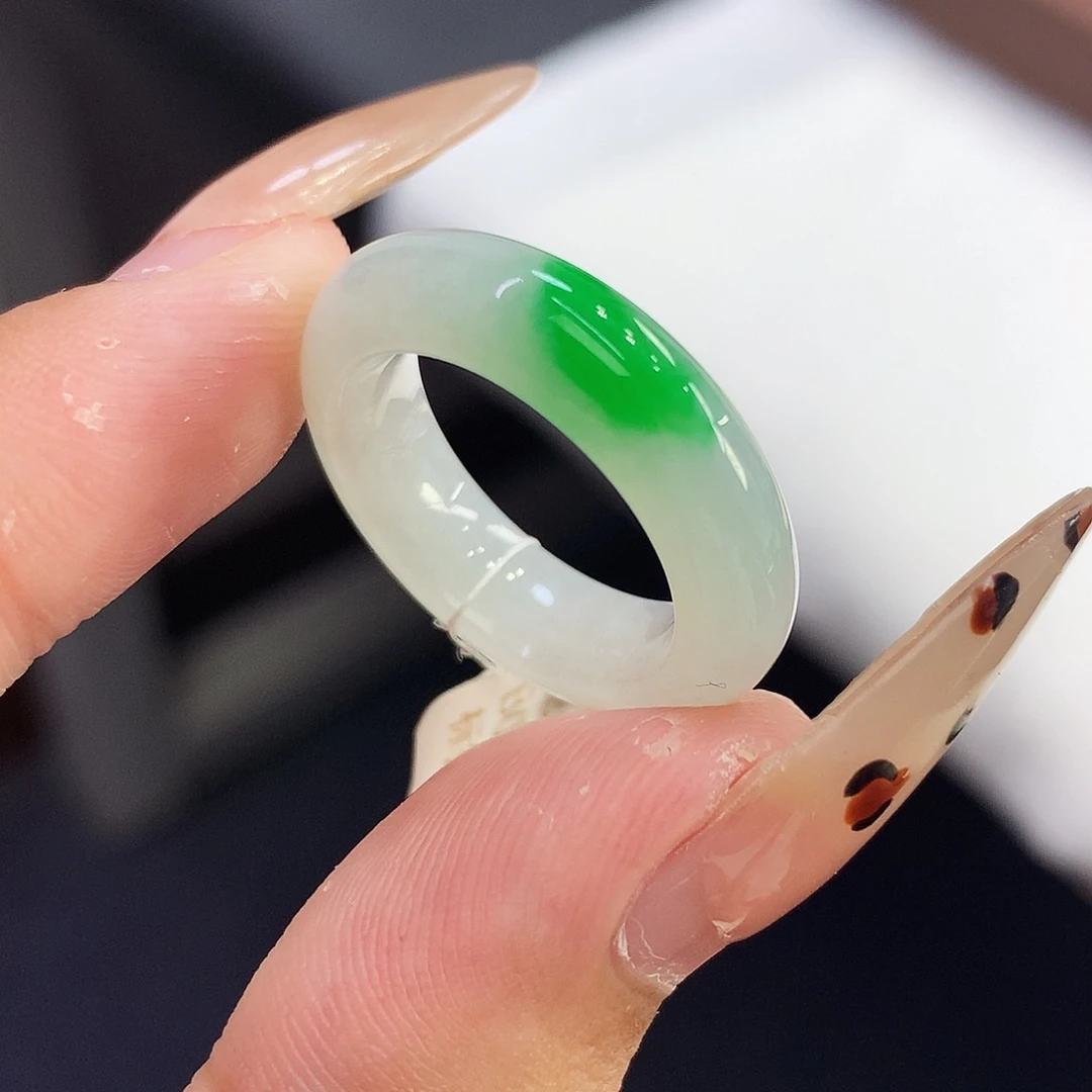 翡翠未镶嵌戒指12号