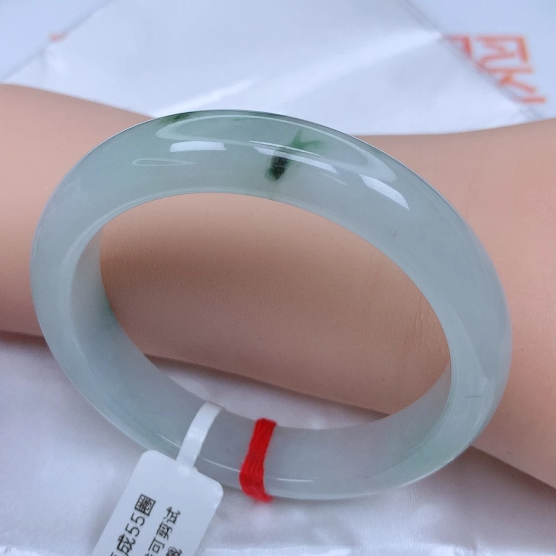 【闪购商品】未镶嵌手镯翡翠，55