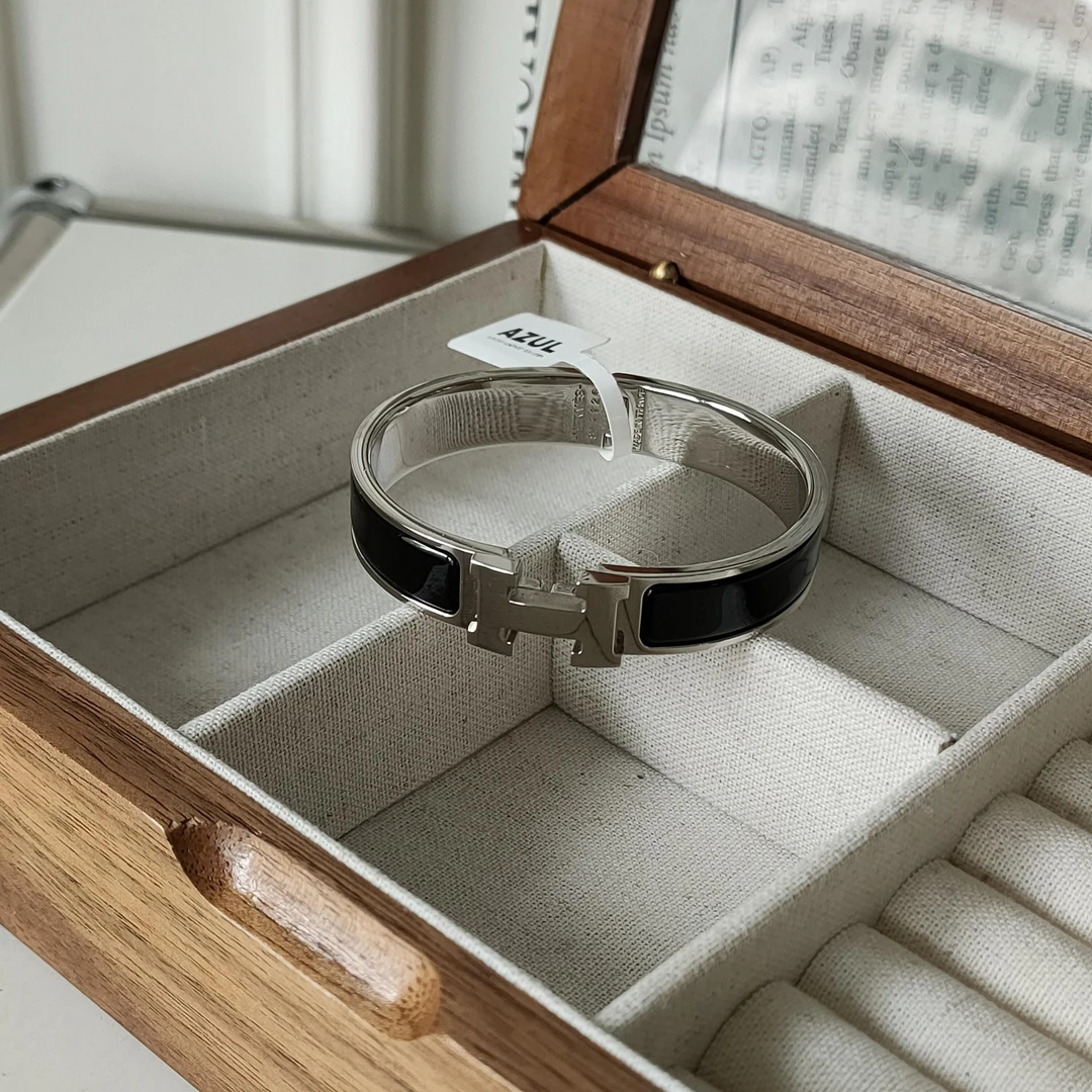 95新 Hermes/爱马仕 Azul-黑银珐琅clic h窄版手镯40163