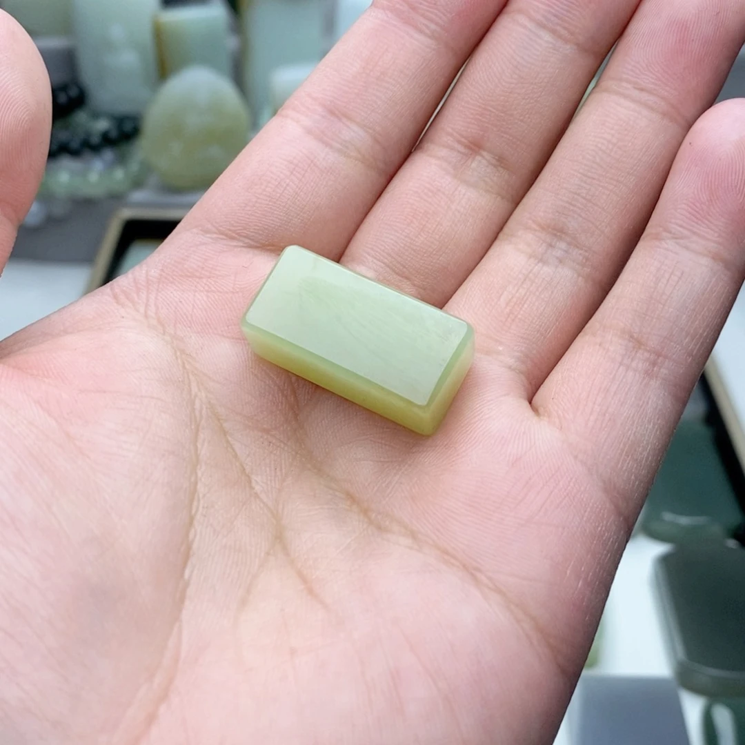 和田玉颈饰未镶嵌春****●