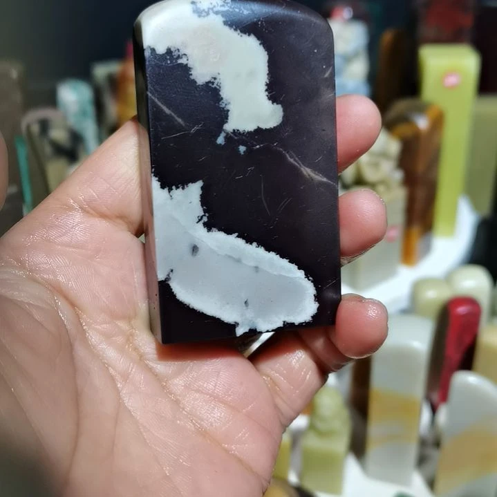 青田石青田石封门黑白