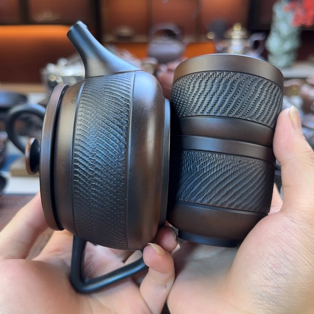 嗯哦哦哦哦哦哦哦李****》