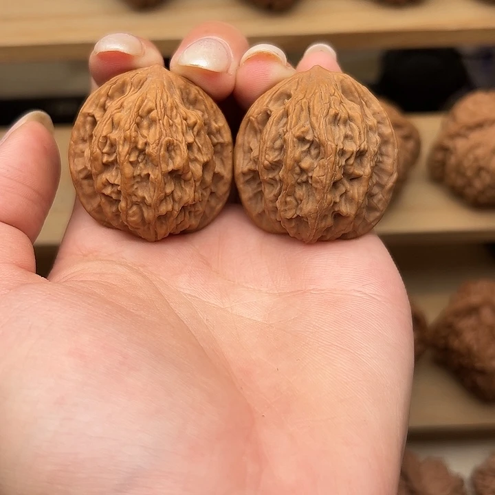 文玩核桃把件36尺全品麦虎