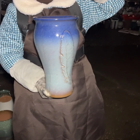 红陶口18高34瑕疵