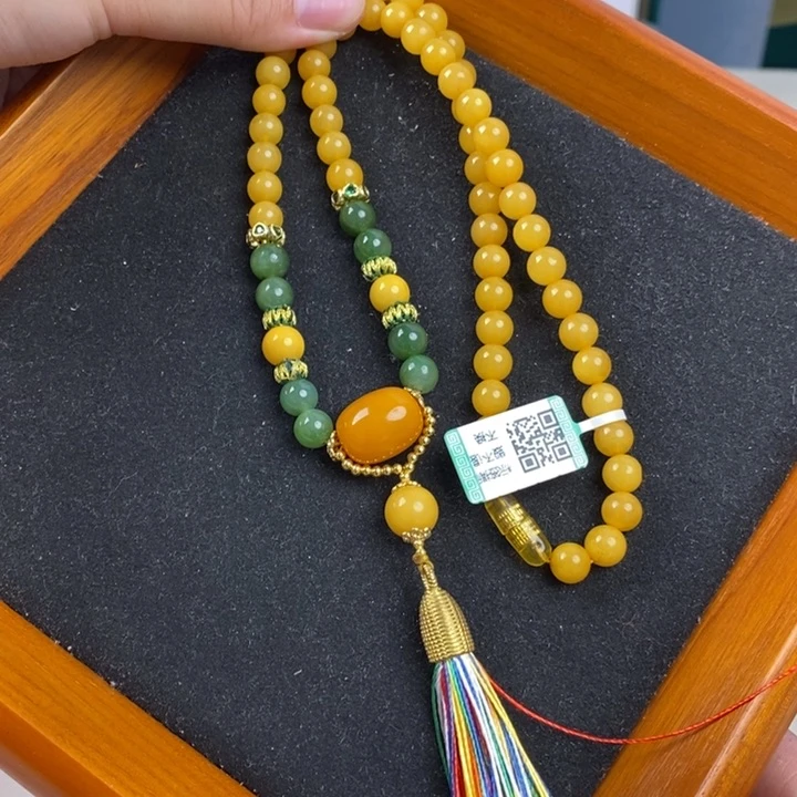 未镶嵌蜜蜡珠宝奇石