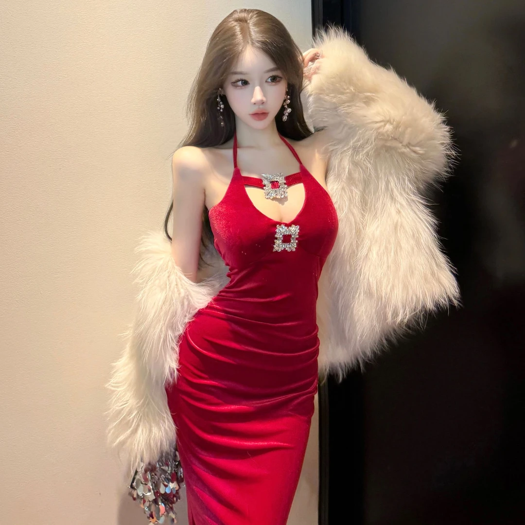 纯欲性感镂空无袖重工挂脖红色礼服裙轻熟御姐内搭丝绒鱼尾连衣裙
