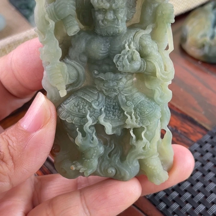 用***9定制翡翠未镶嵌定制