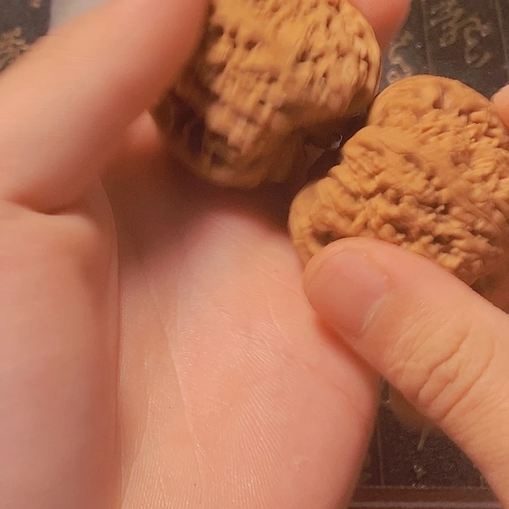 沉***子吊坠文玩核桃南疆