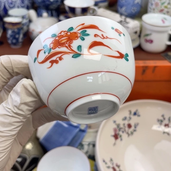 他家瓷器真美…开播了