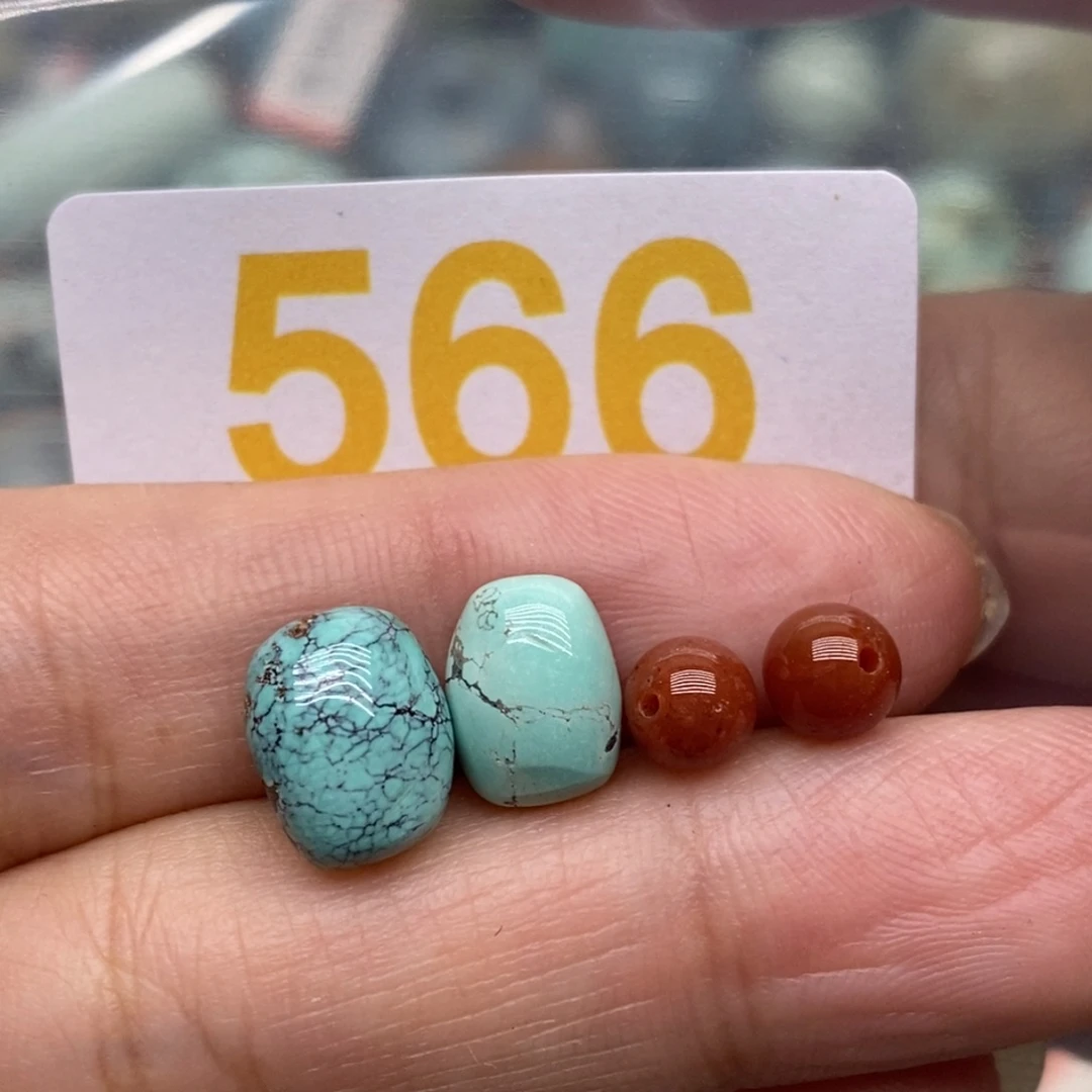 南红玛瑙未镶嵌珠宝奇石