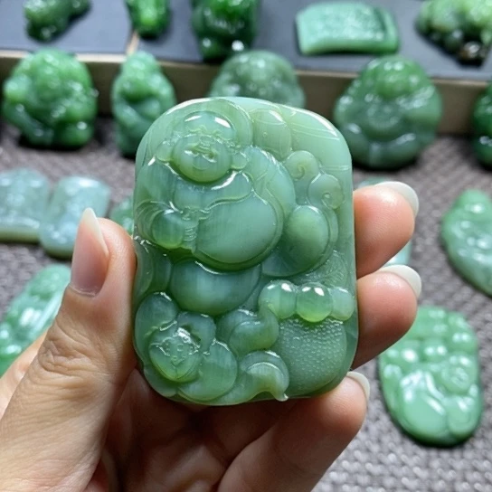 【闪购商品】颈饰未镶嵌和田玉