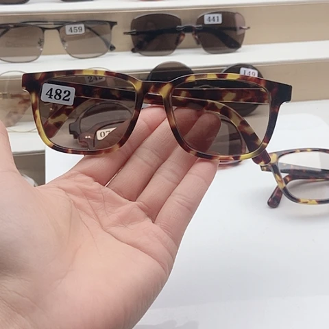 一体款天然水晶石镜