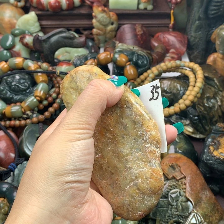 岫岩河磨玉（透闪石质玉）把件未镶嵌