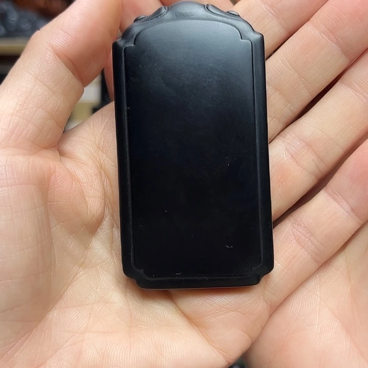 用***1和田玉（墨玉）未镶嵌颈饰平安牌