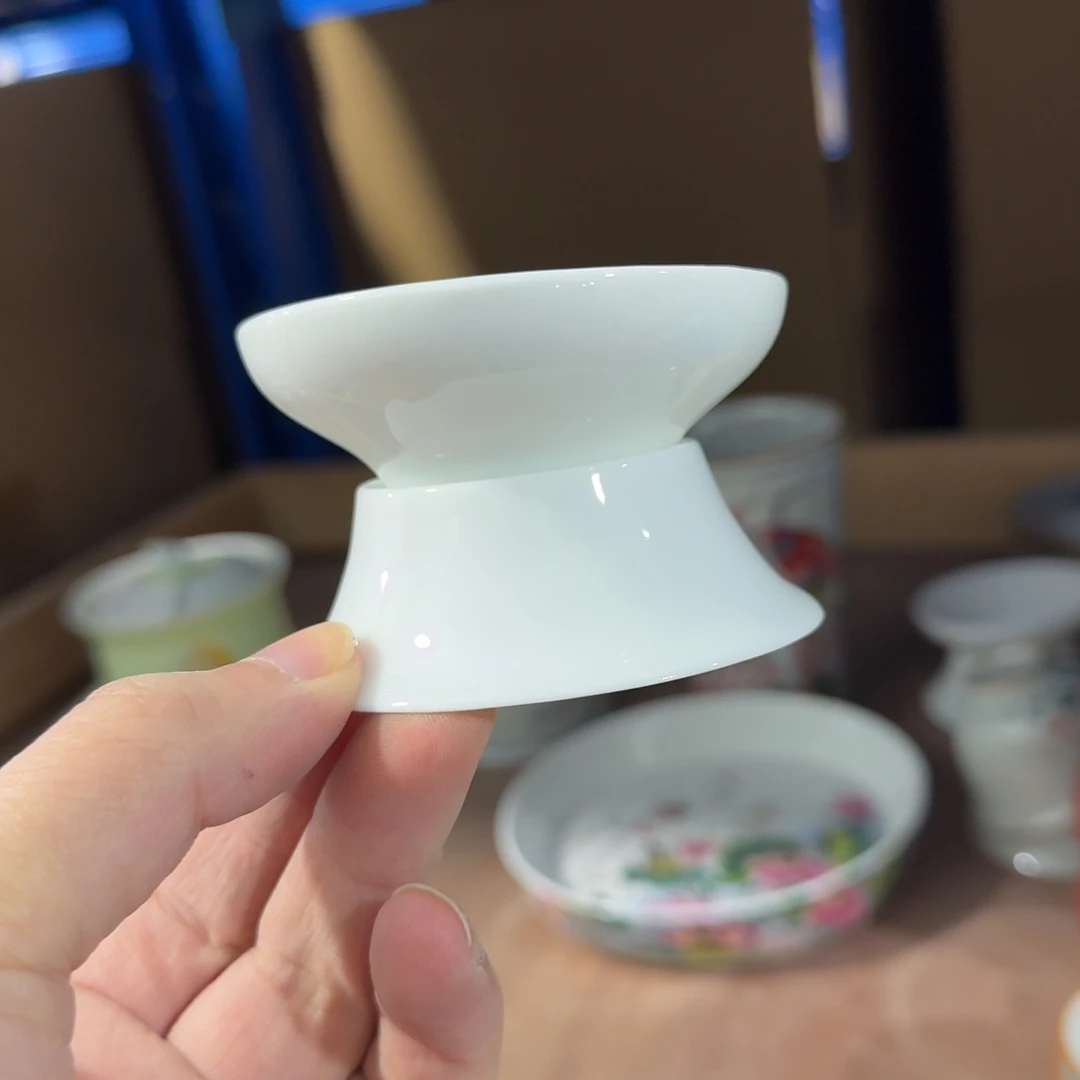釉下手绘茶具微瑕
