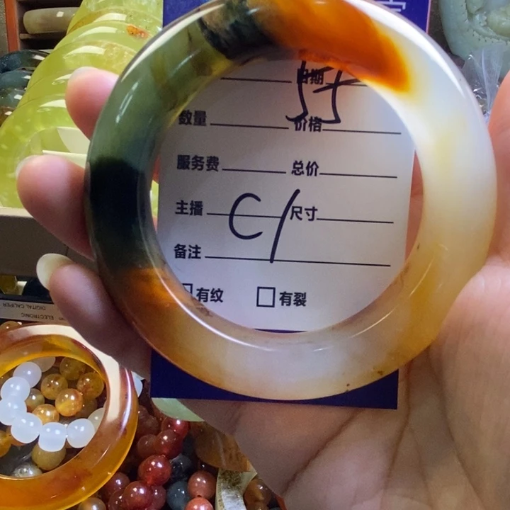 嘟***胖蛇纹石玉未镶嵌手镯