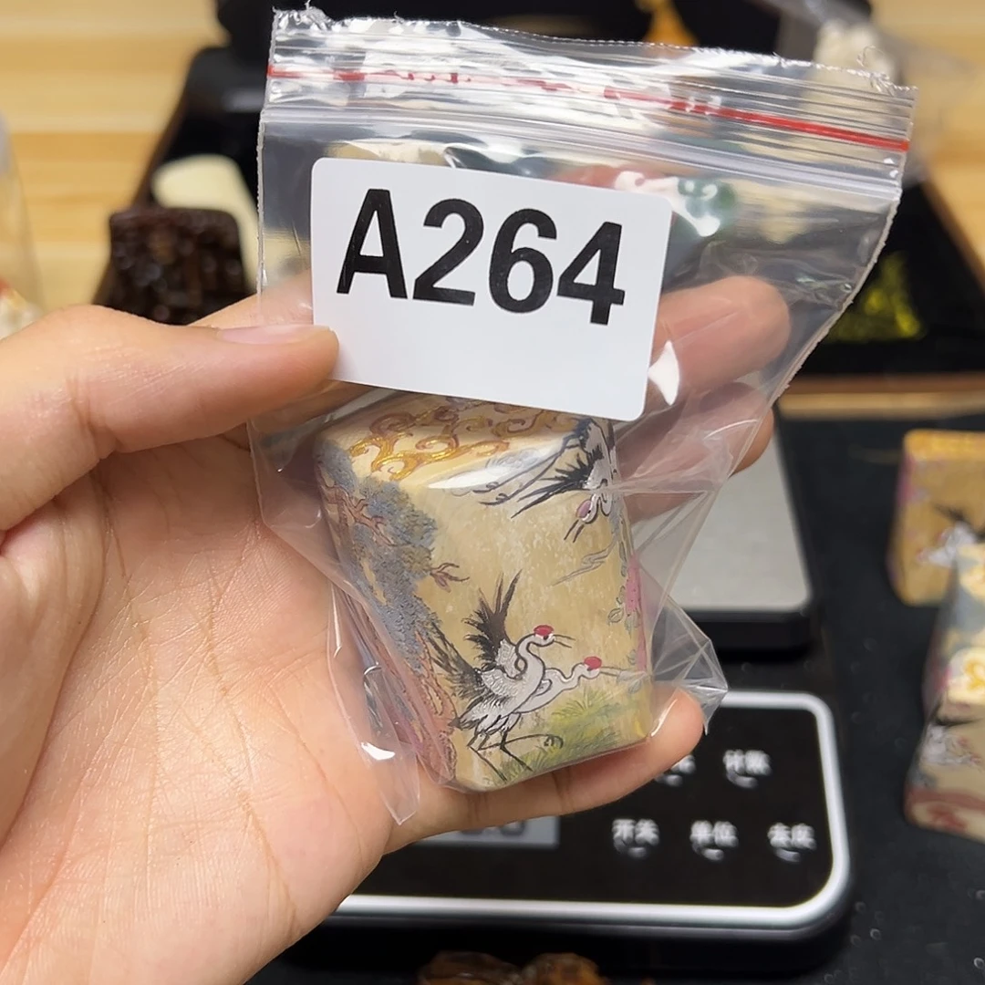 天然猛犸象牙雕刻品