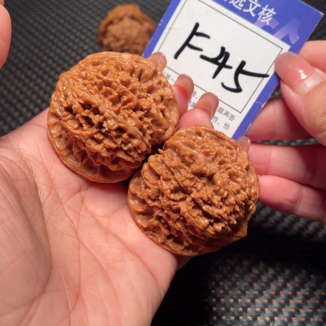 把件桃核455号满天星46