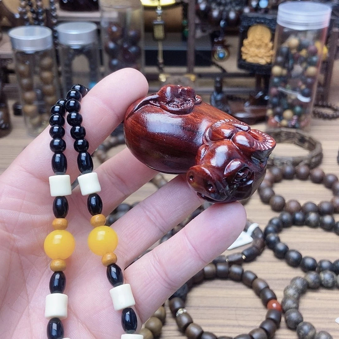 滴血莲花菩提手串