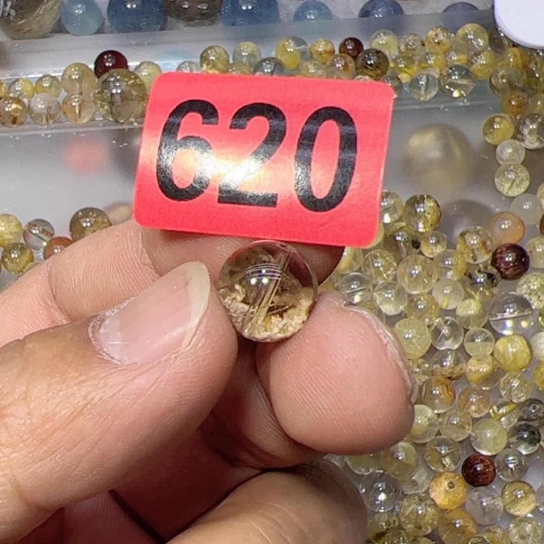 水晶颈饰未镶嵌墨*天然水晶