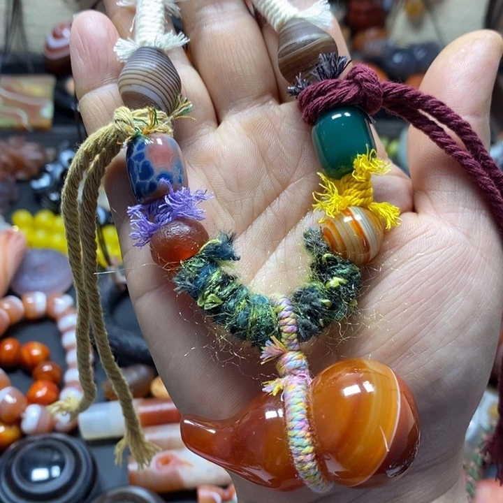 玛瑙/玉髓未镶嵌颈饰