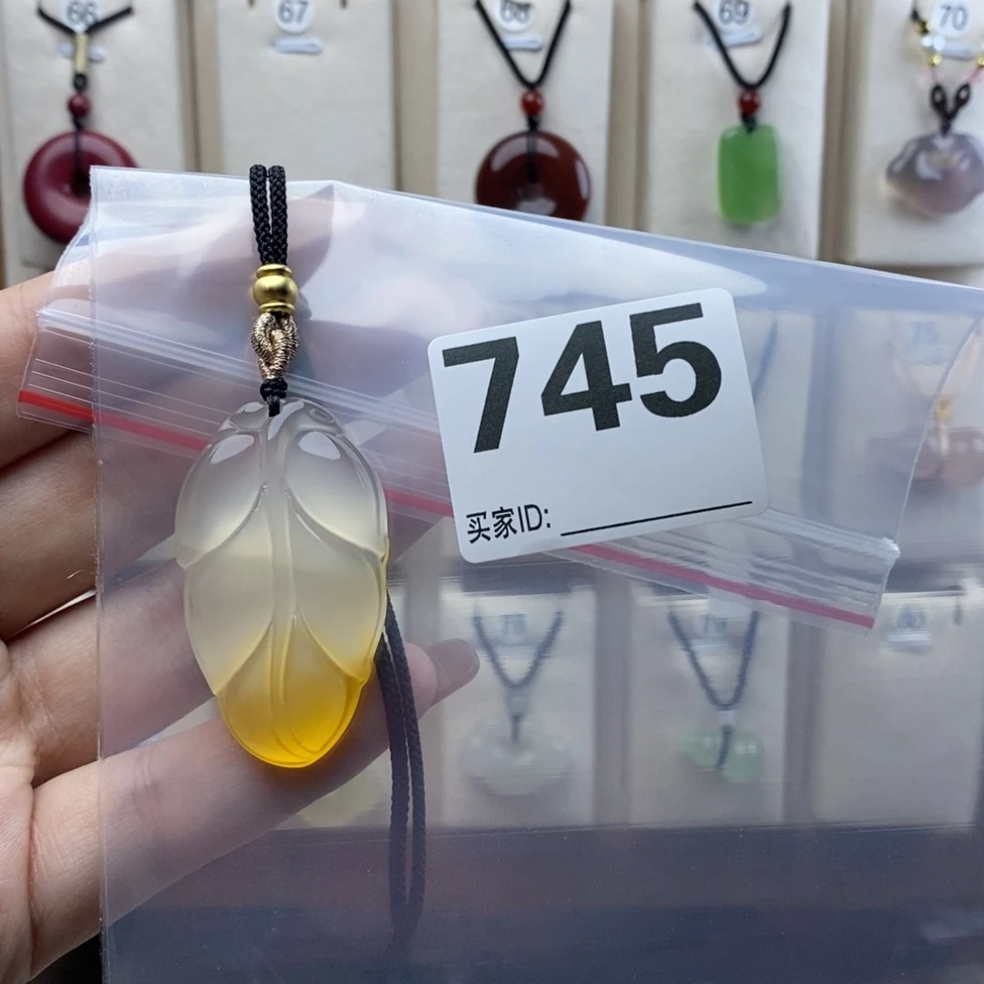 玛瑙/玉髓颈饰合金信*爱