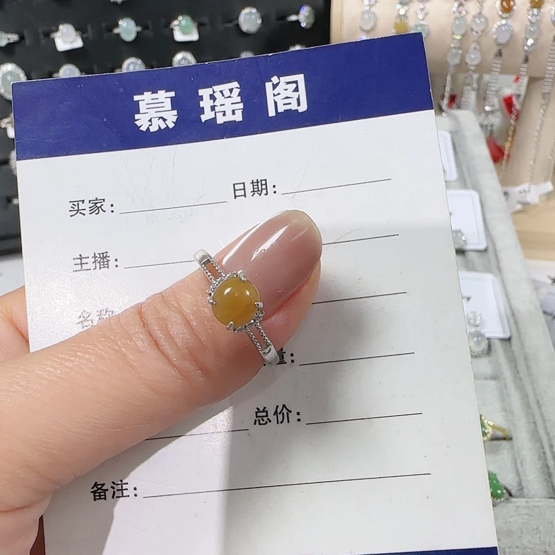 翡翠戒指银S925镶嵌缅甸a货翡翠s925银镶戒指