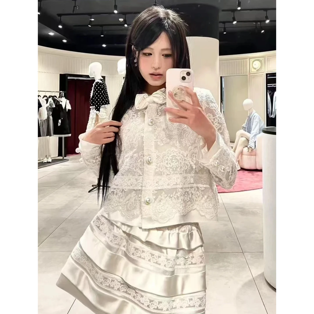 【DÉ MYSTÈRE】拉拉家重工蕾丝钉珠短款长袖上衣女GFC253076