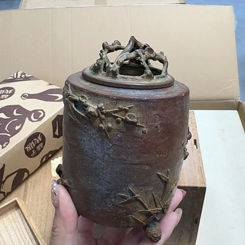 精品摆件。