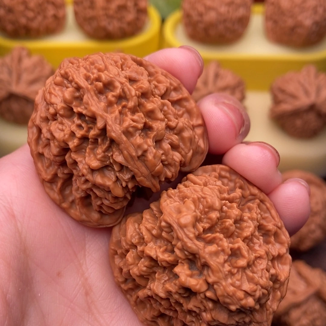 把件文玩核桃精品满天星狮子头40