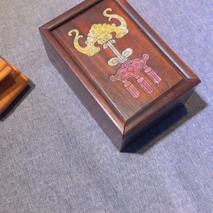 贡木抽拉盒的的的的的