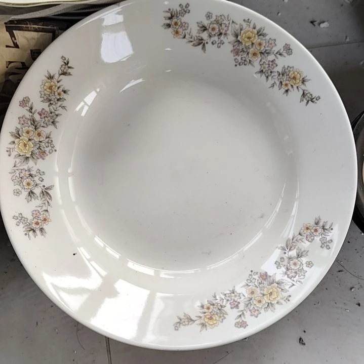 瓷片瓷器，各种摆件，瓷片，