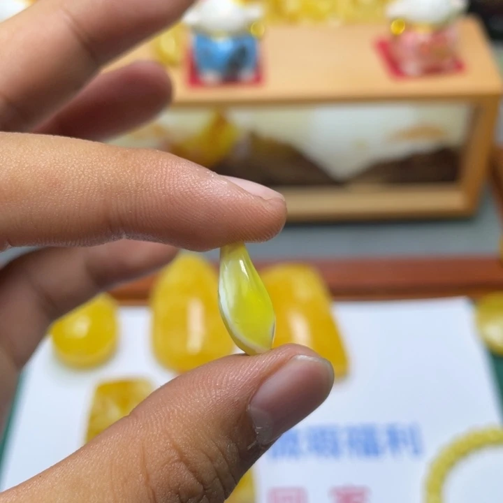 琥珀珠宝奇石未镶嵌轩*