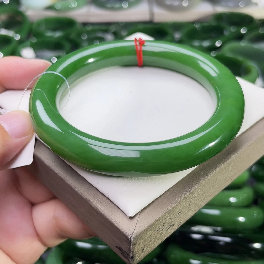 和田玉（碧玉）手镯未镶嵌