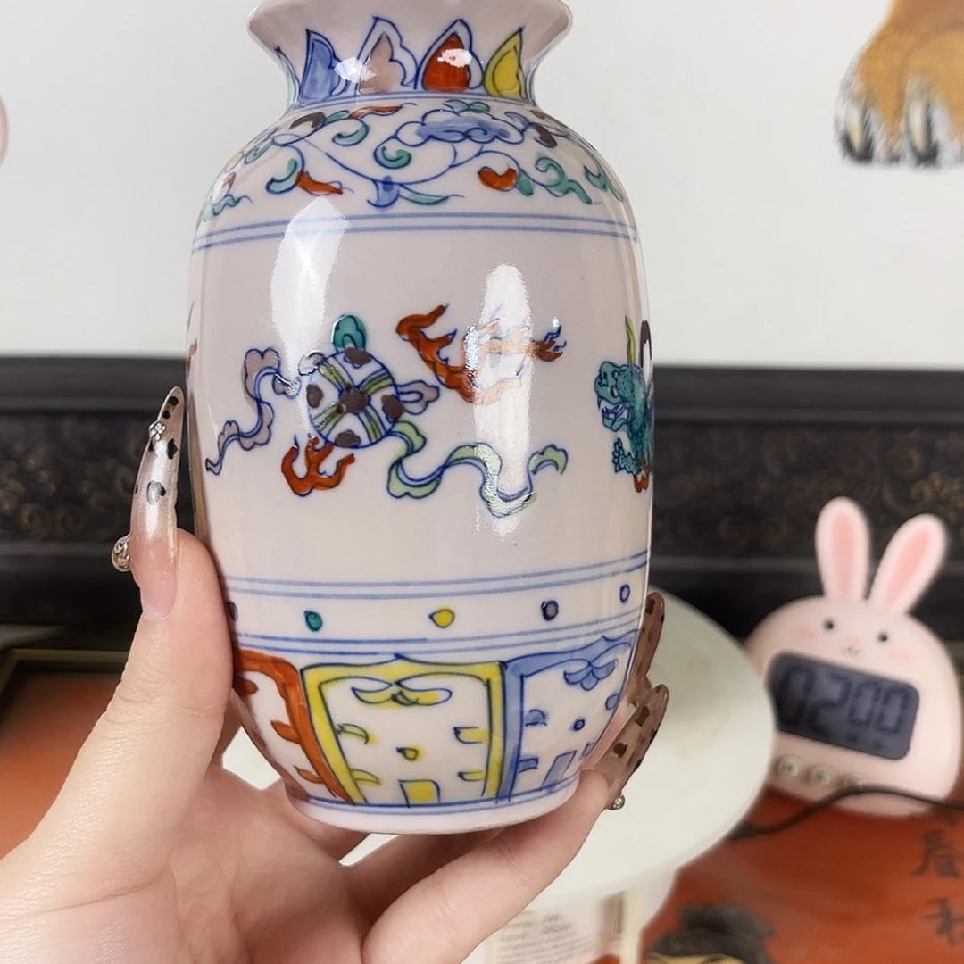 摆件斗彩赏评摆件11