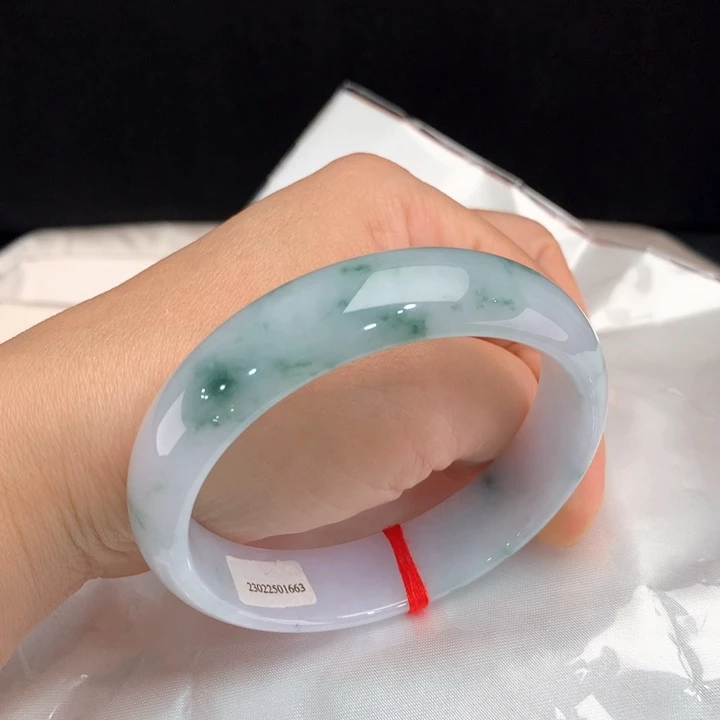 翡翠手镯未镶嵌正圈57-58