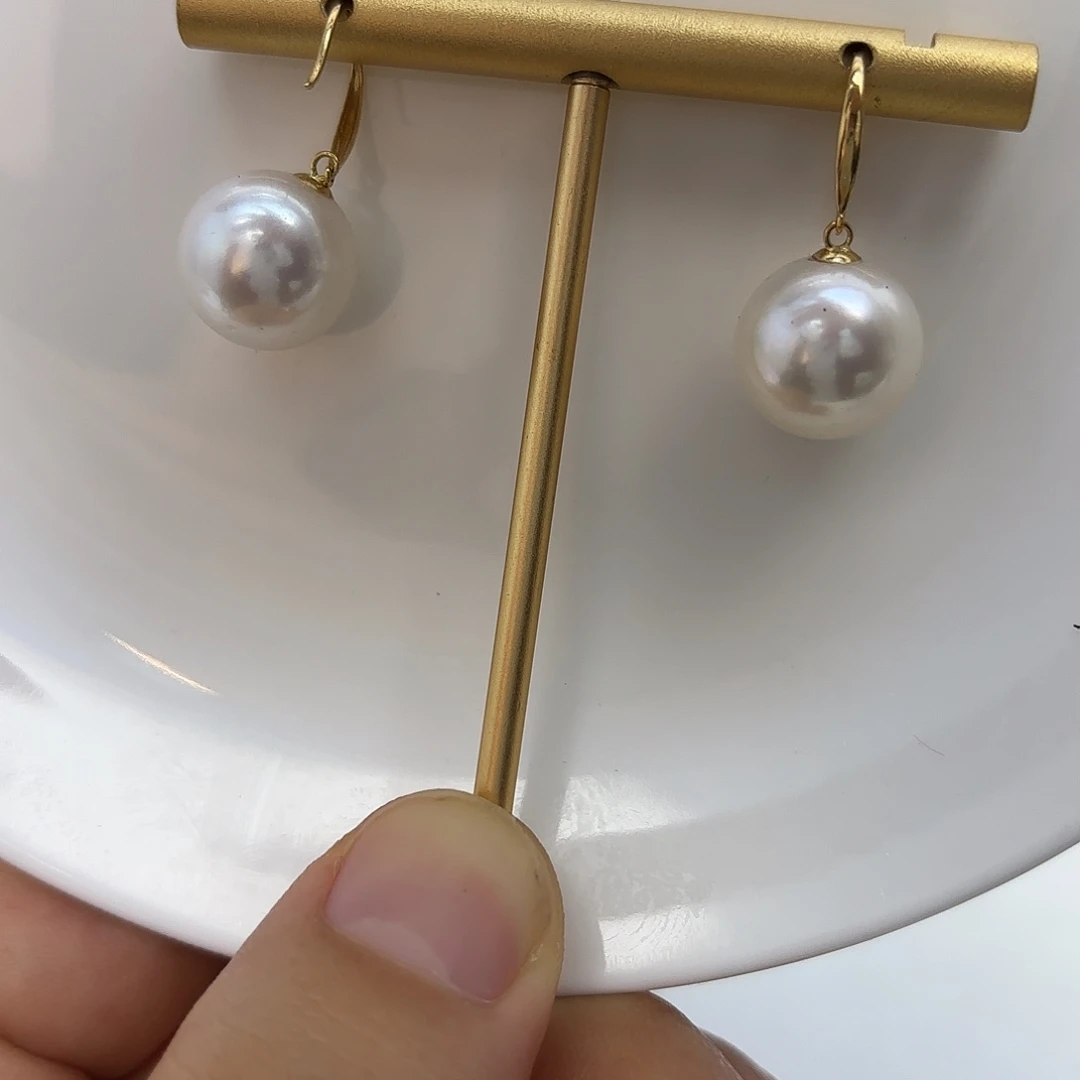 18K金镶嵌淡水珍珠颈饰12-13mm