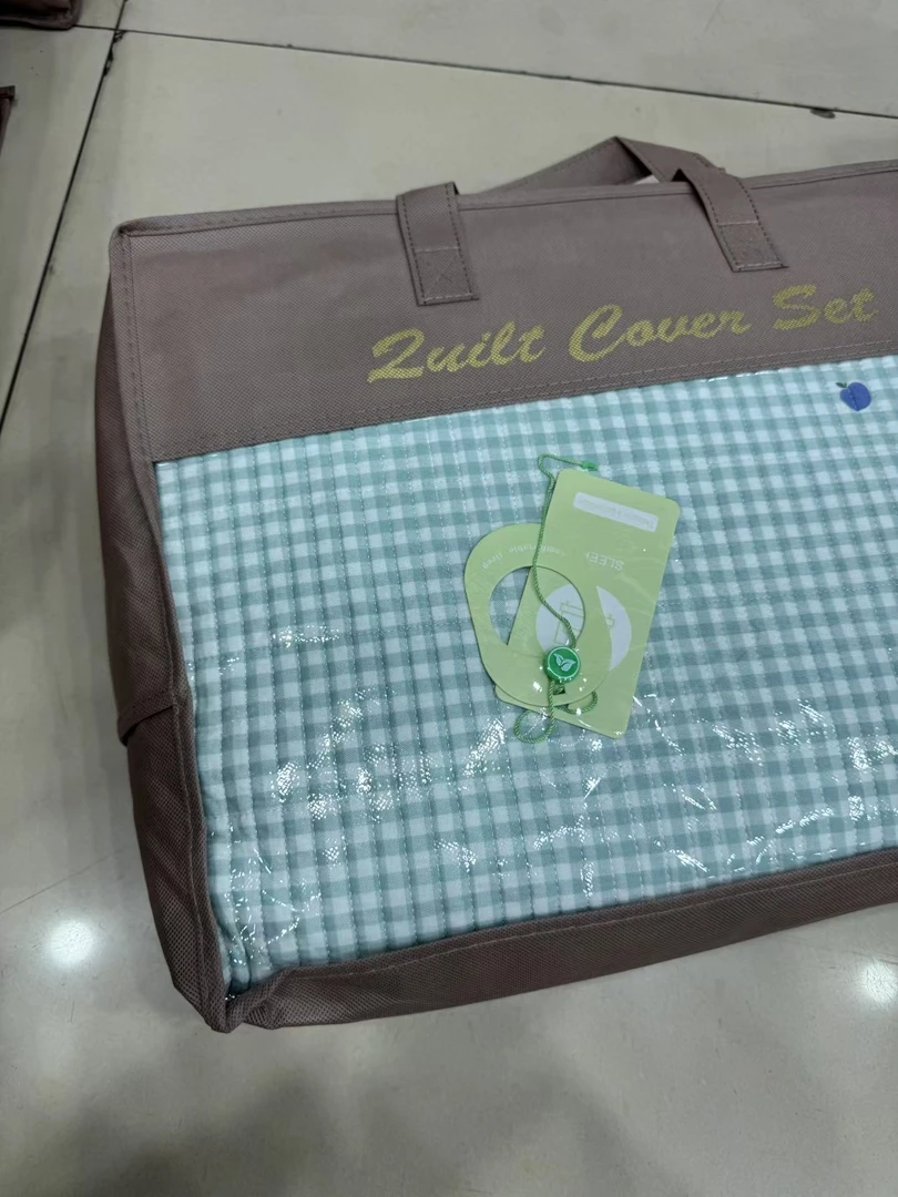 绗缝合格品透气一等品田园风床品学生用三件套床垫被子枕套格子