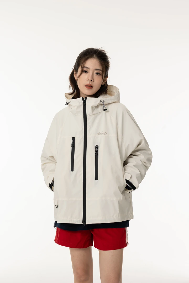 易燃空间户外连帽冲锋衣外套女春秋基础透气登山服男女