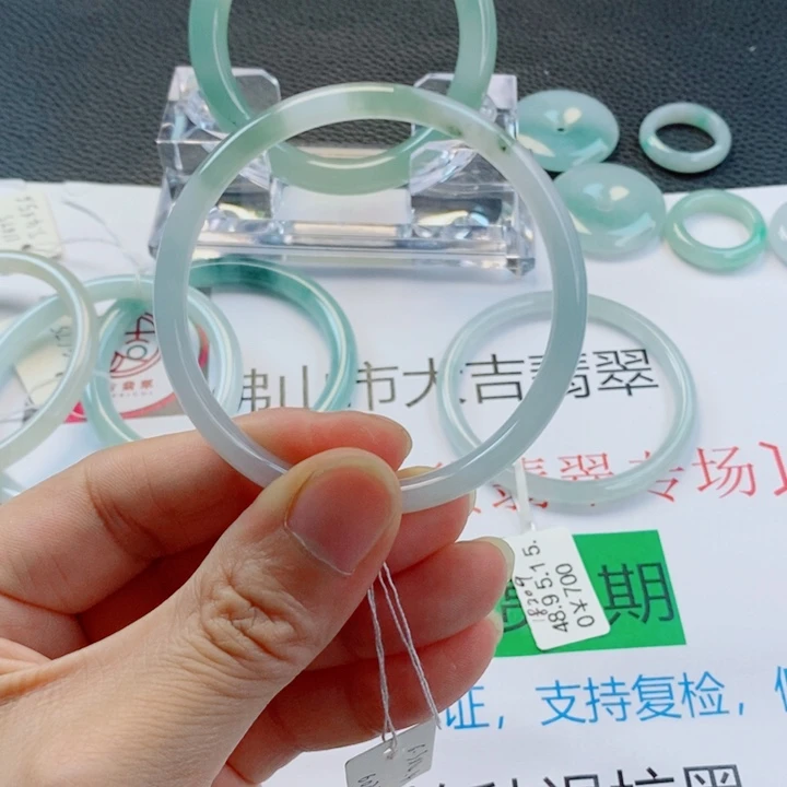 翡翠未镶嵌手镯小叮当手镯51-52圈口