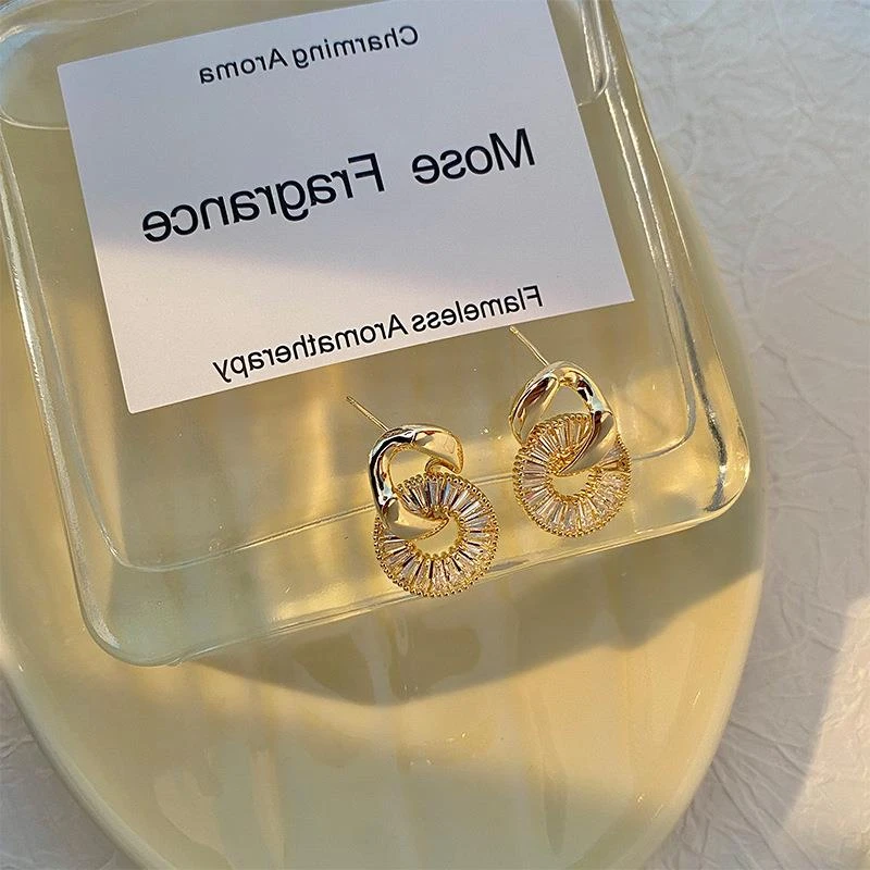 铜合金锆石耳饰 新款时尚银针耳环高级感设计感气质小众精致几何