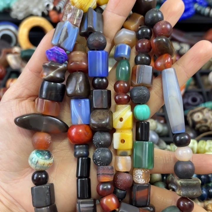 K***动玛瑙/玉髓未镶嵌颈饰