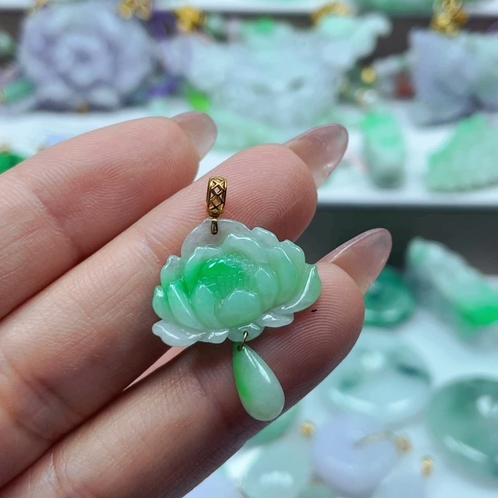 湘***主吊坠(不含链)未镶嵌翡翠