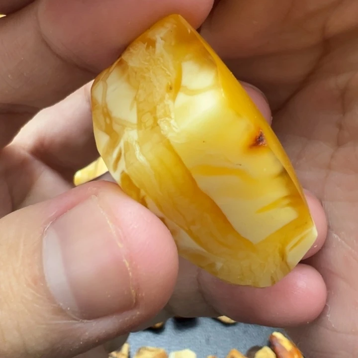 未镶嵌定制琥珀蜜蜡