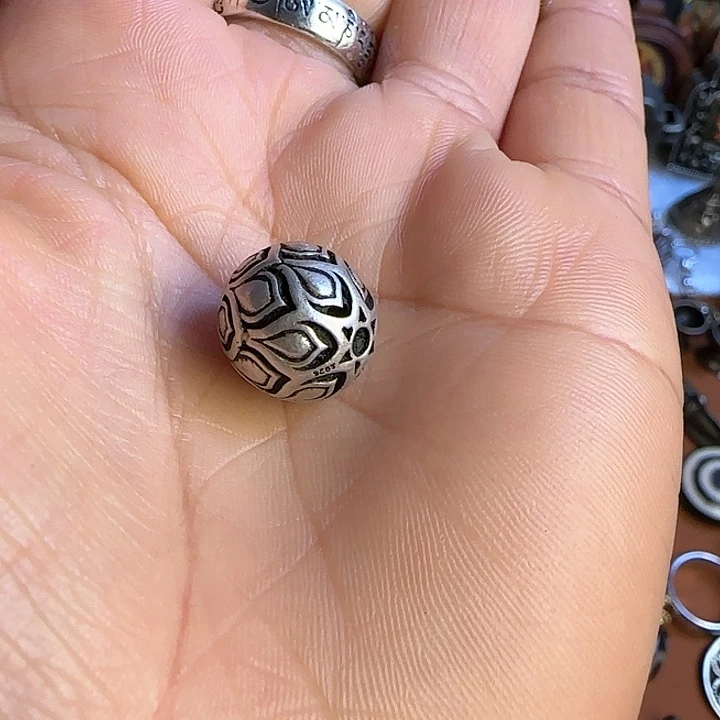 泥塑小*谢谢，扎西德勒