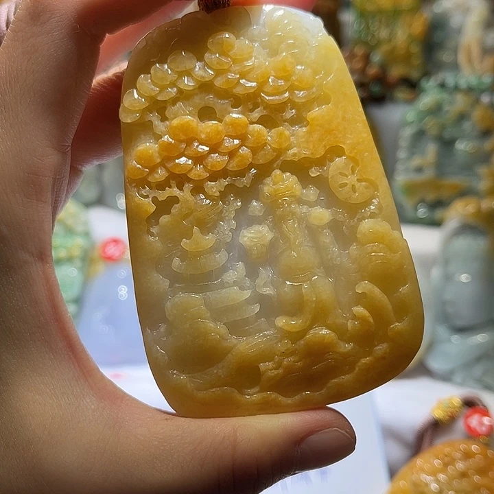 吊坠(不含链)未镶嵌翡翠