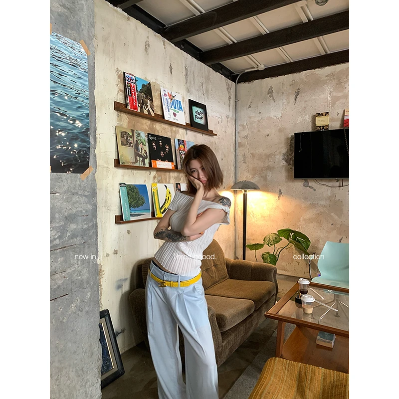 THREE GOOOD/三吉纳米冰丝扭结坑条小众显瘦不对称毛衫Y725Z05073