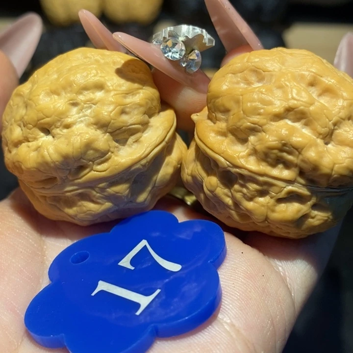 核桃盘龙十八包36核桃尺寸